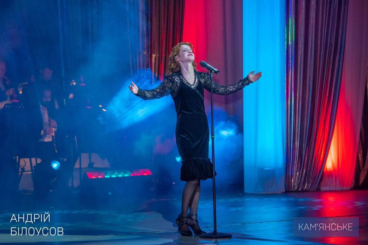 Потрійний ювілей відзначив Кам’янський академічний музично-драматичний театр імені Лесі Українки 7