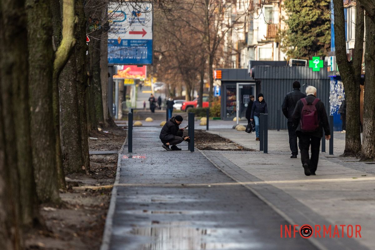 Вперше у Дніпрі поклали білу тактильну плитку: як змінилась вулиця Незалежності 2