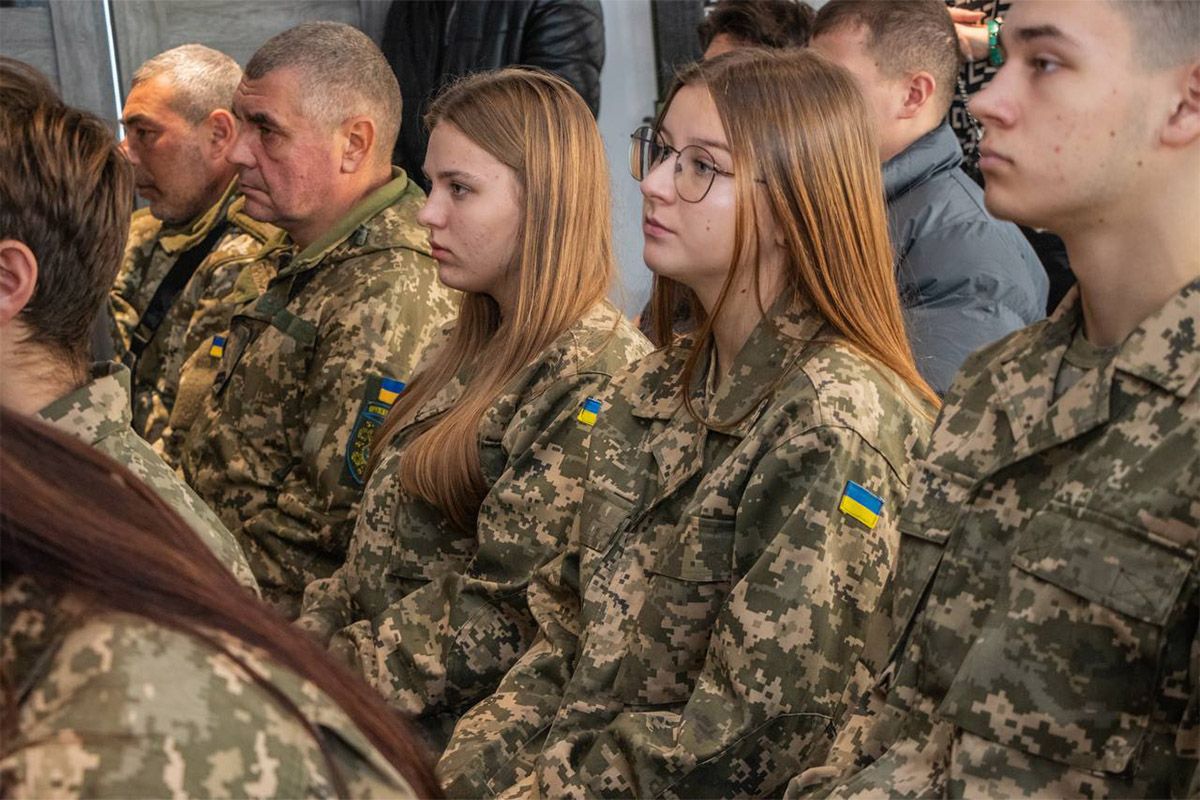 У центрі планують проводити уроки історії, зустрічі з ветеранами та військовими У центрі планують проводити уроки історії, зустрічі з ветеранами та військовими