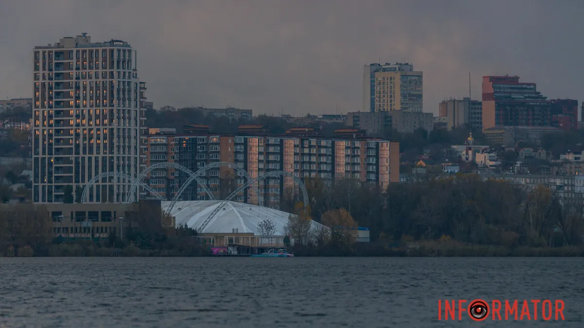 Погода на 24 листопада: у Дніпрі зранку до вечора йтиме дрібний дощ