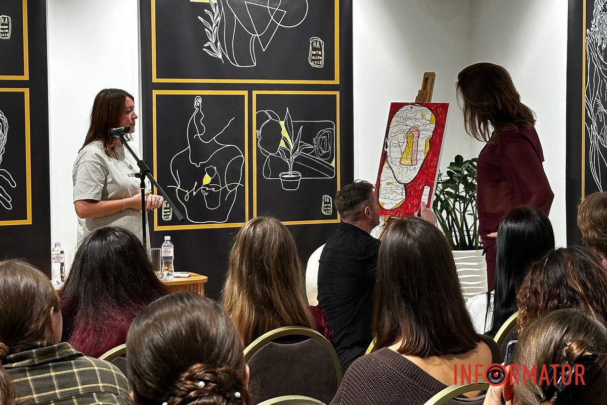 дну з робіт Аліни Гаєвої вдалося продати за 13 500 гривень