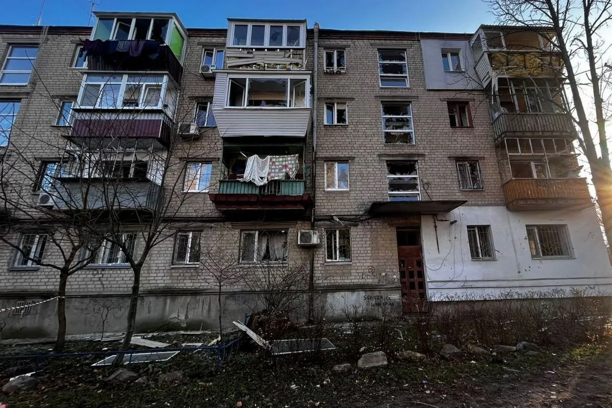 На місці працюють комунальники та благодійні організації міськрада 5