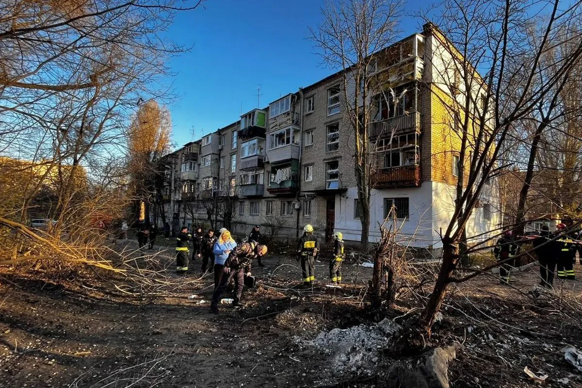 Вибило близько 150 вікон у 4 будинках міськрада 3