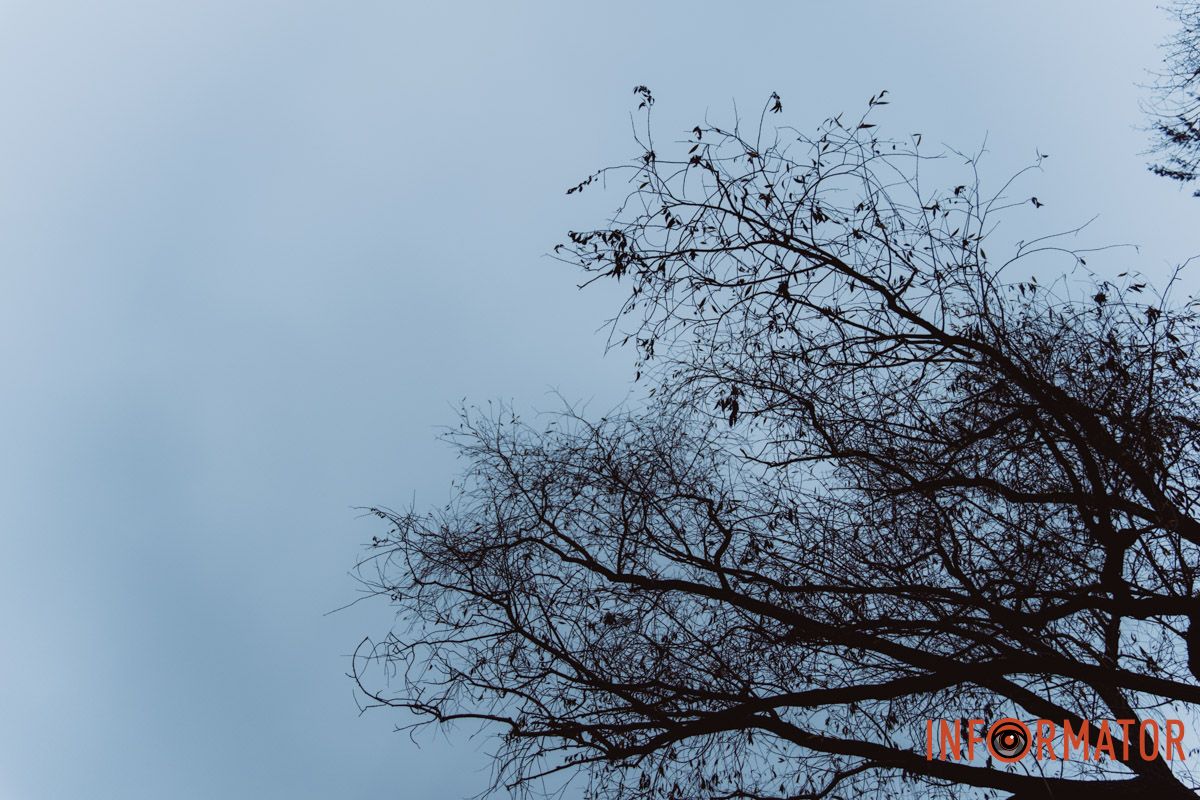 Місто, що сховалось: як туман змінив знайомі краєвиди Дніпра 24