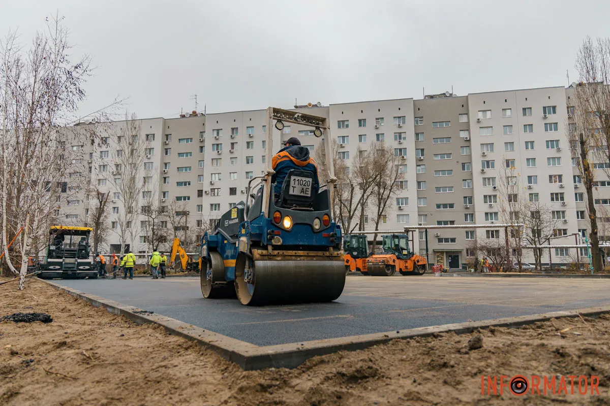 Також зроблять тротуари з відповідними заниженнями
