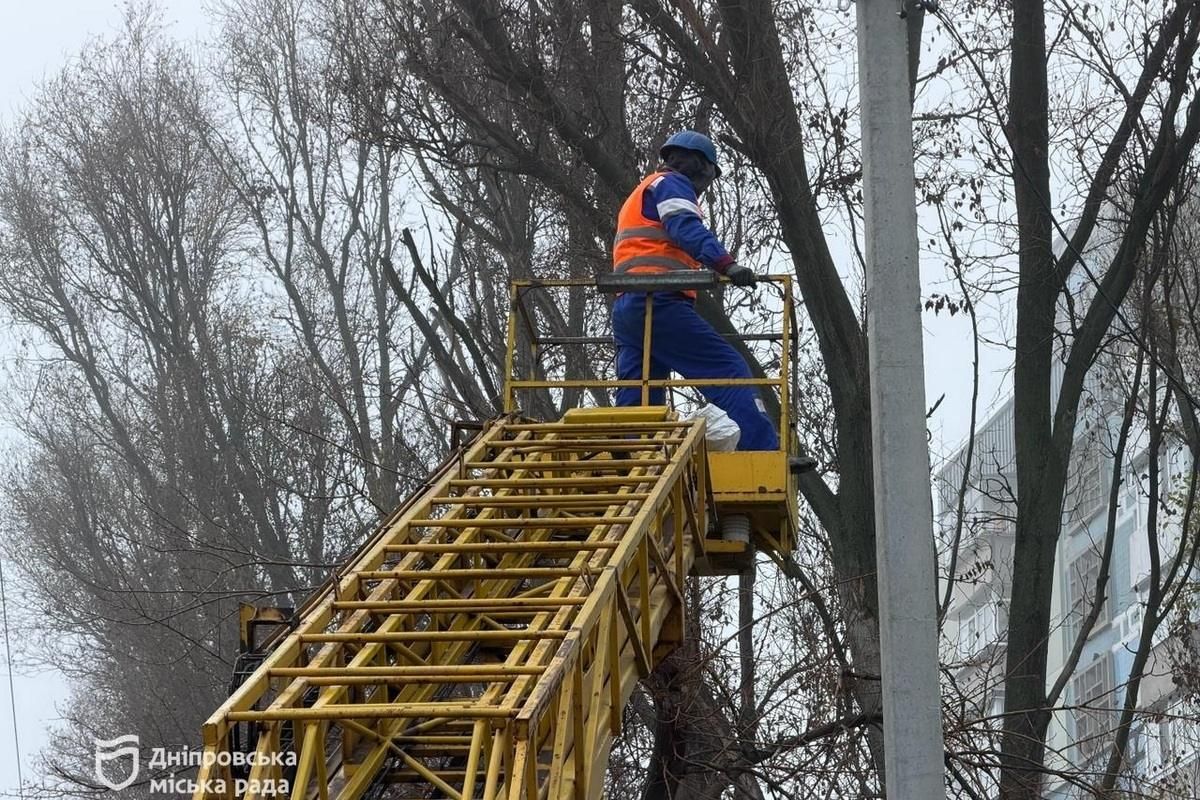 Проклали близько 800 метрів повітряної лінії з самонесного ізольованого проводу