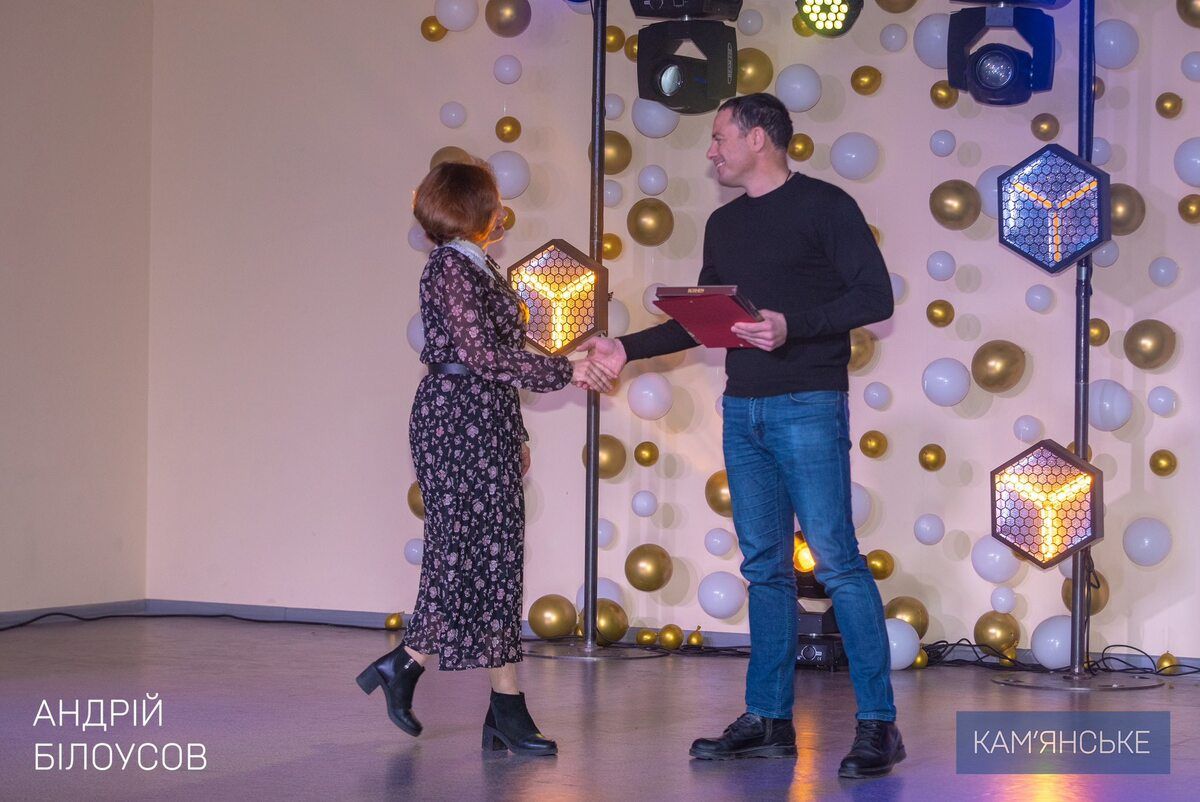 За дев’ять десятиліть Ліцей №16 пройшов шлях становлення, розвитку й постійного оновлення