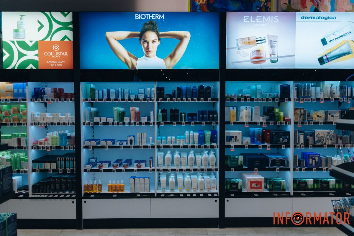 Уникальный концепт, премиальные средства и бьюти-гаджеты: в Днепре открыли магазин EVA BEAUTY 19