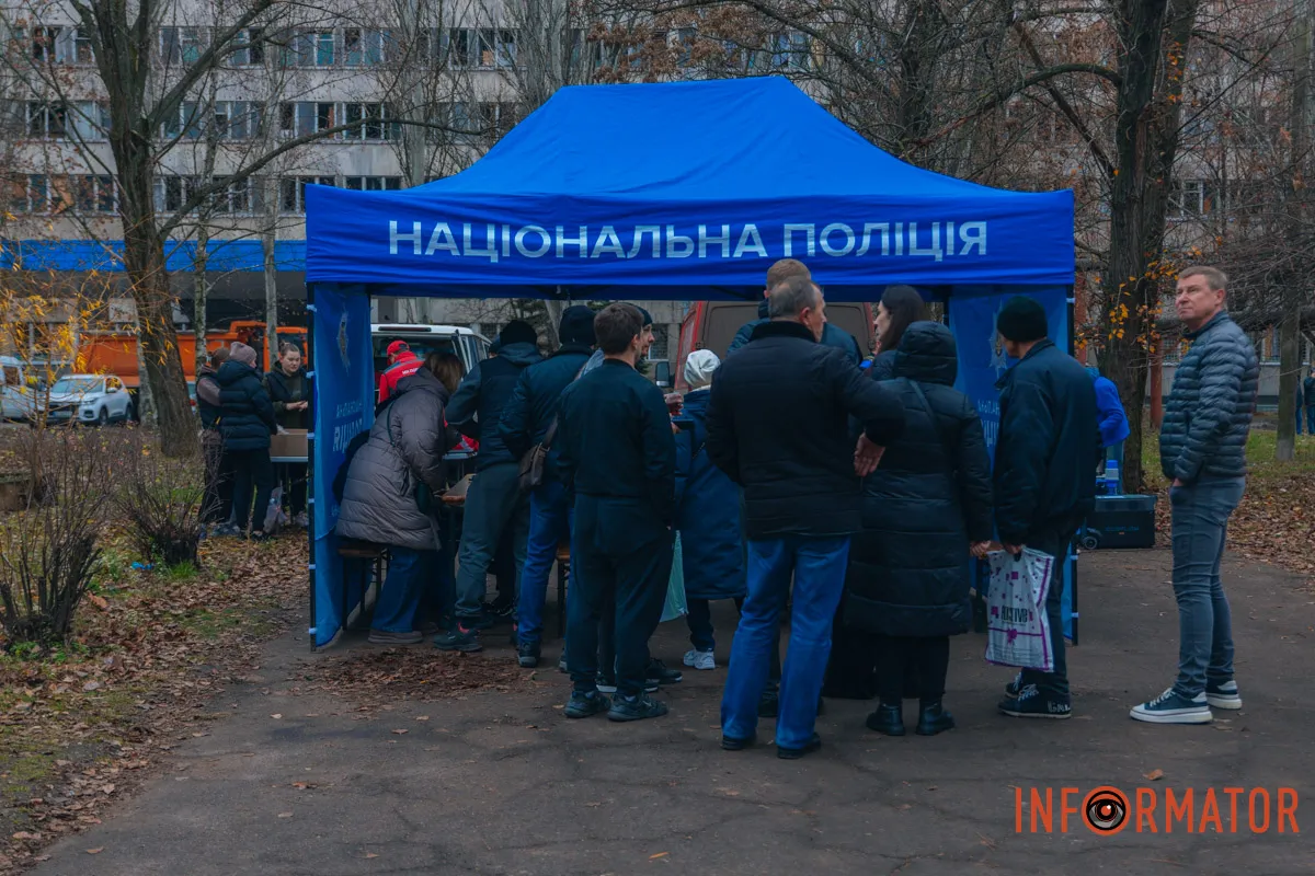 Всюди вибиті шибки: як Дніпро оговтується після ранкового «прильоту» балістики 33