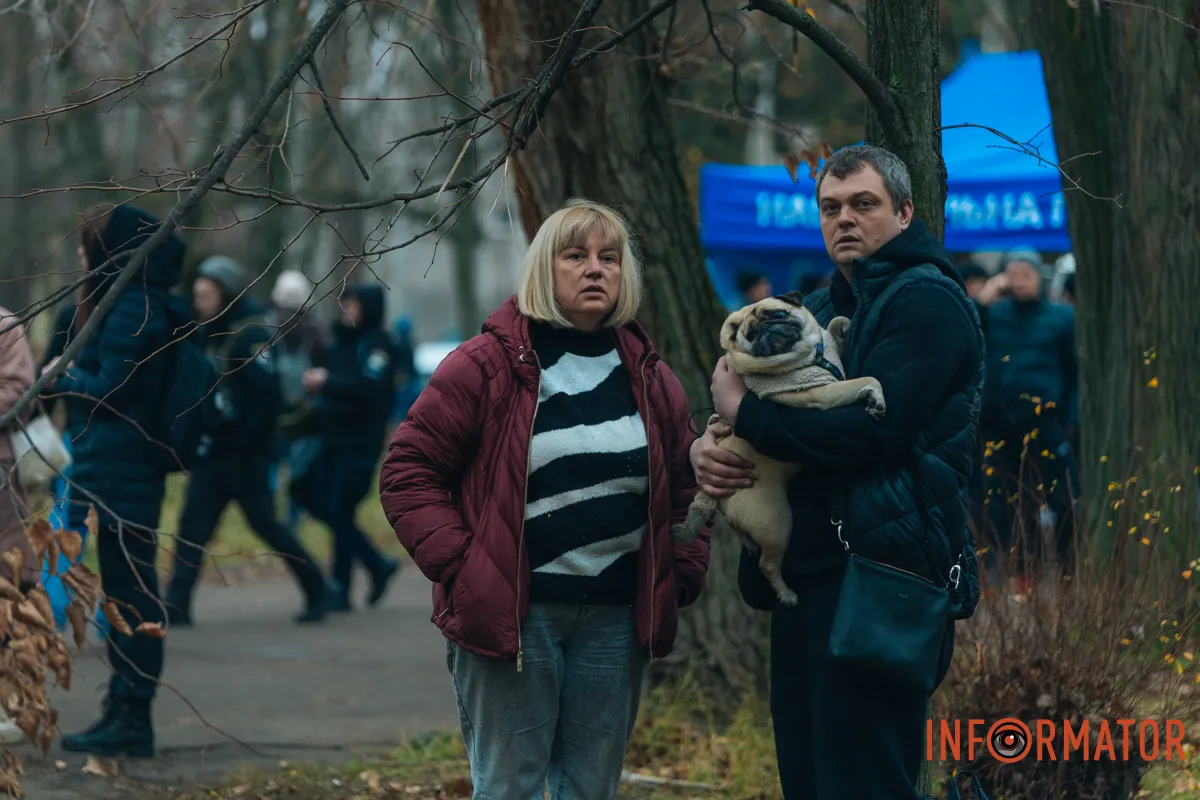 Всюди вибиті шибки: як Дніпро оговтується після ранкового «прильоту» балістики 18