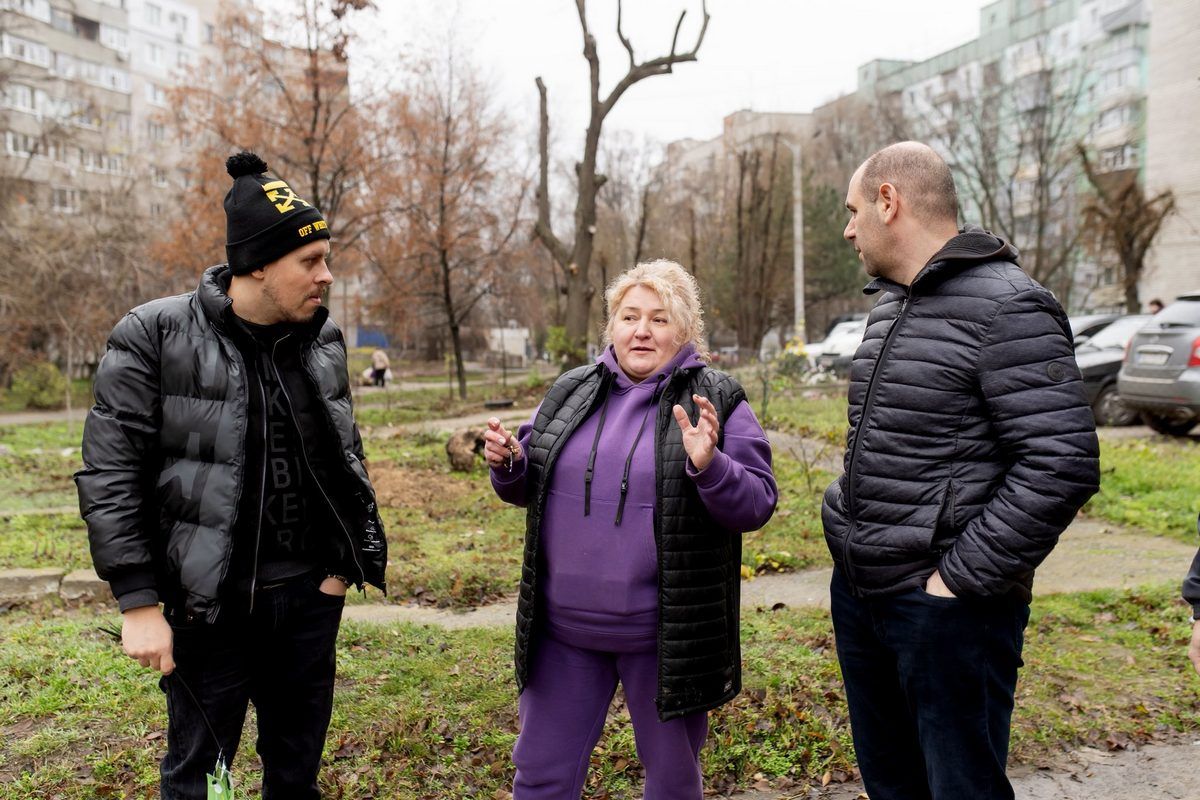 Висадили 100 саджанців: у Дніпрі на лівому березі відбулась акція “Родинне дерево” 3