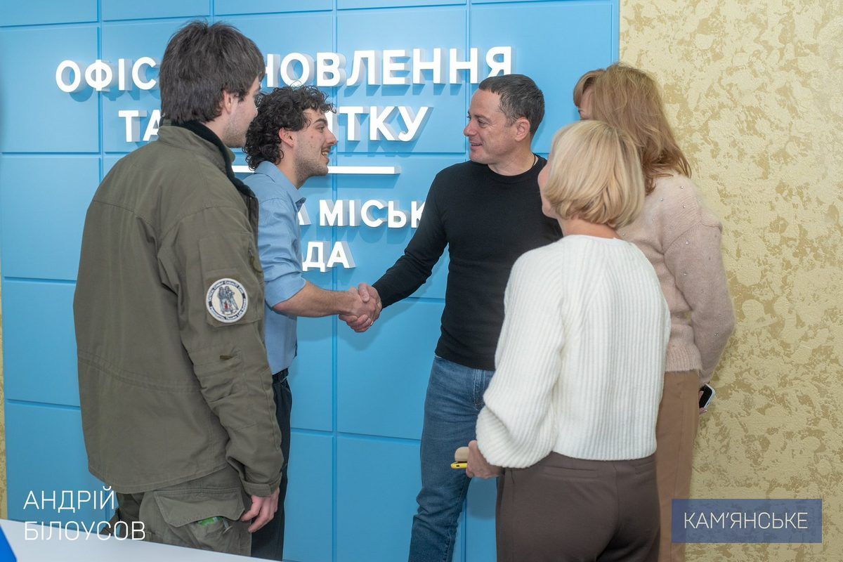 Кам’янське отримало від міста-побратима Вупперталя пожежний автомобіль 6