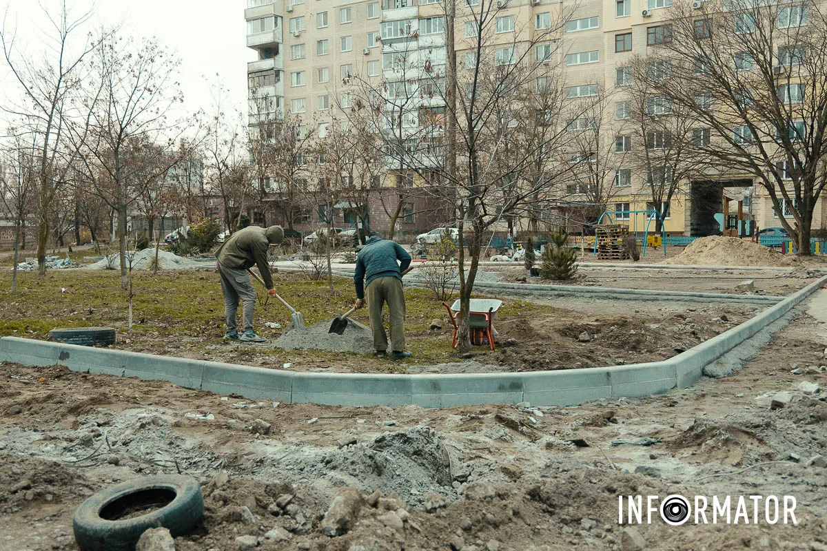 У Дніпрі продовжують оновлювати міські простори У Дніпрі на Янтарній створюють нову зону відпочинку: як вона виглядає 1