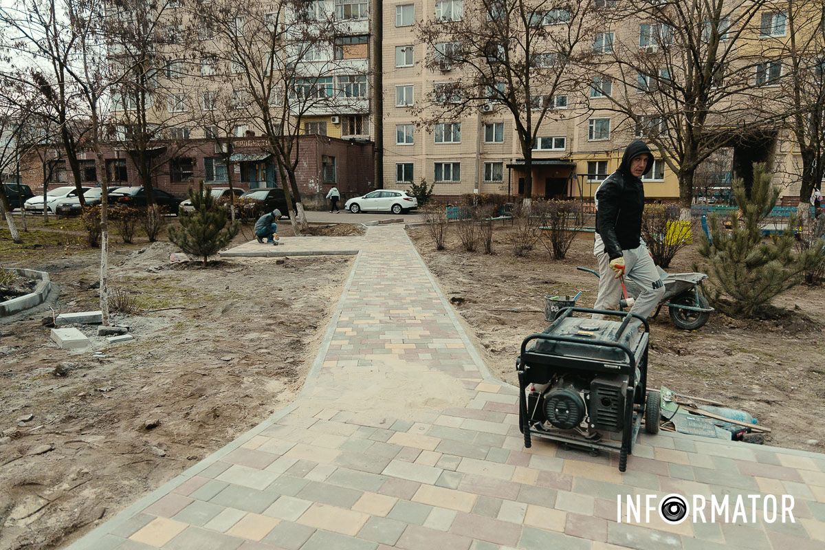 Фото - Максим Якушев У Дніпрі на Янтарній створюють нову зону відпочинку: як вона виглядає 8