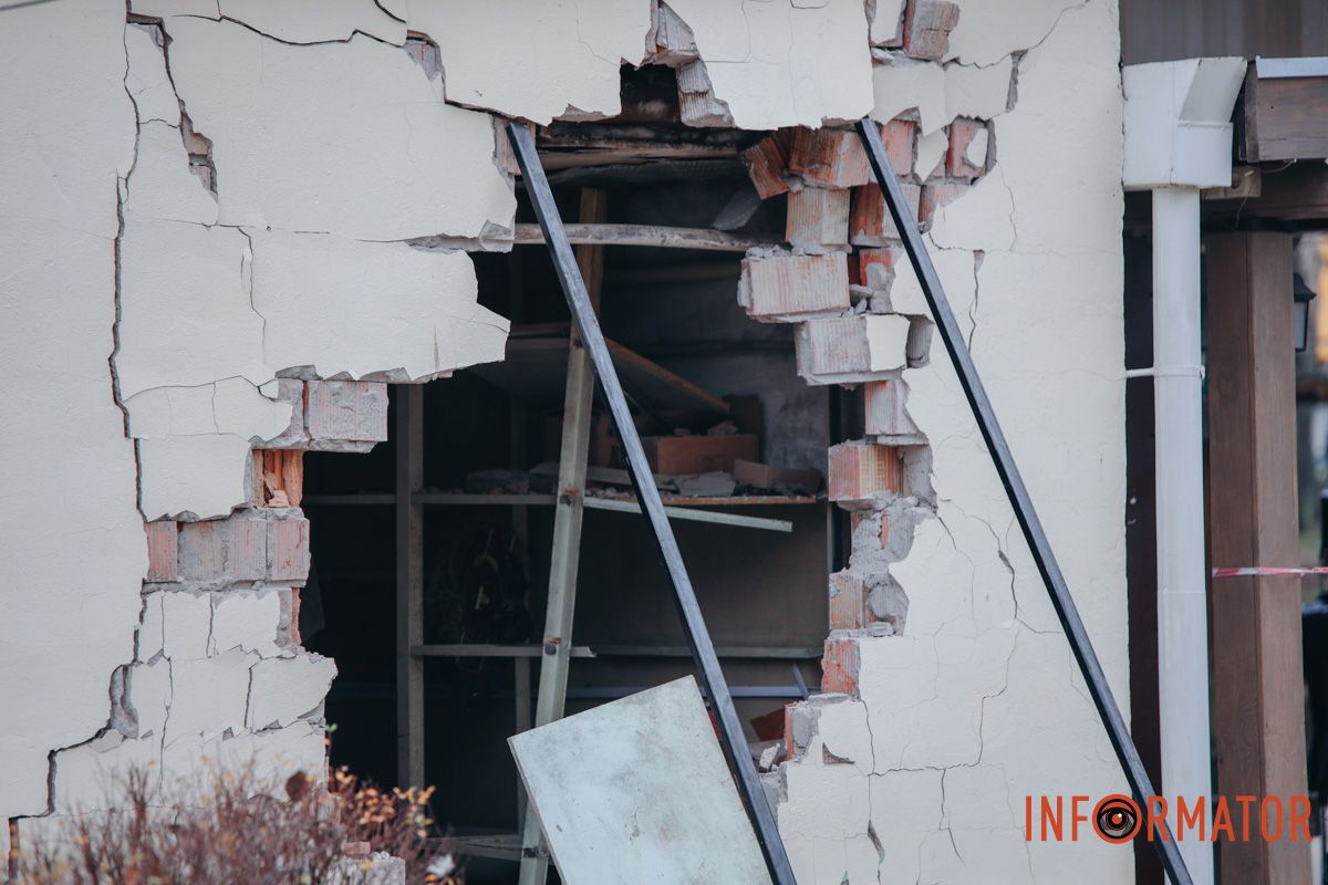 Територію огородили стрічкою Парк 13