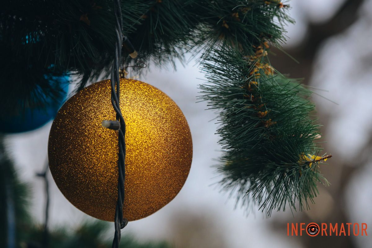 Несмотря на обстрелы и ракеты, днепряне находят "силы" на праздники