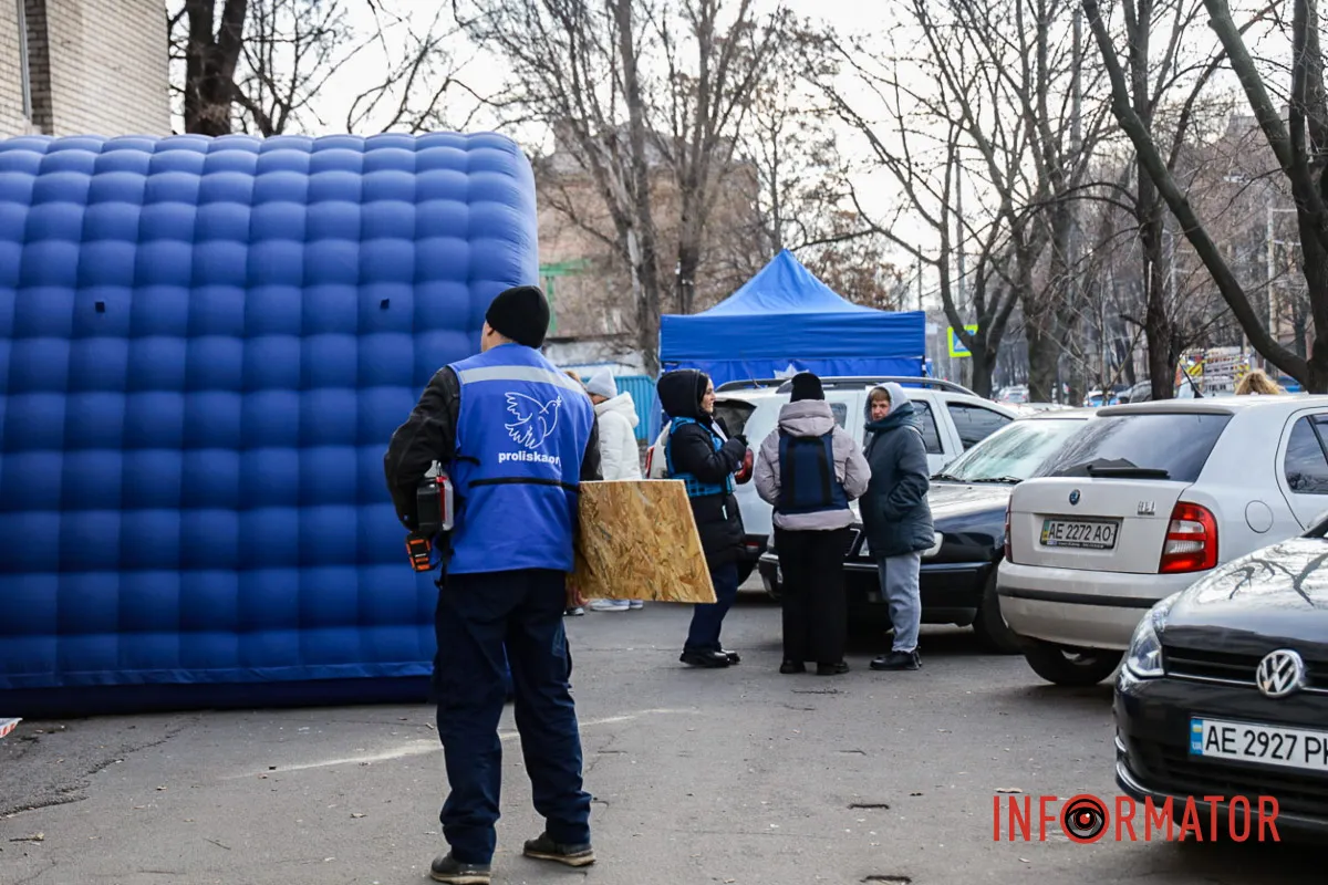 На місці працюють волонтери
