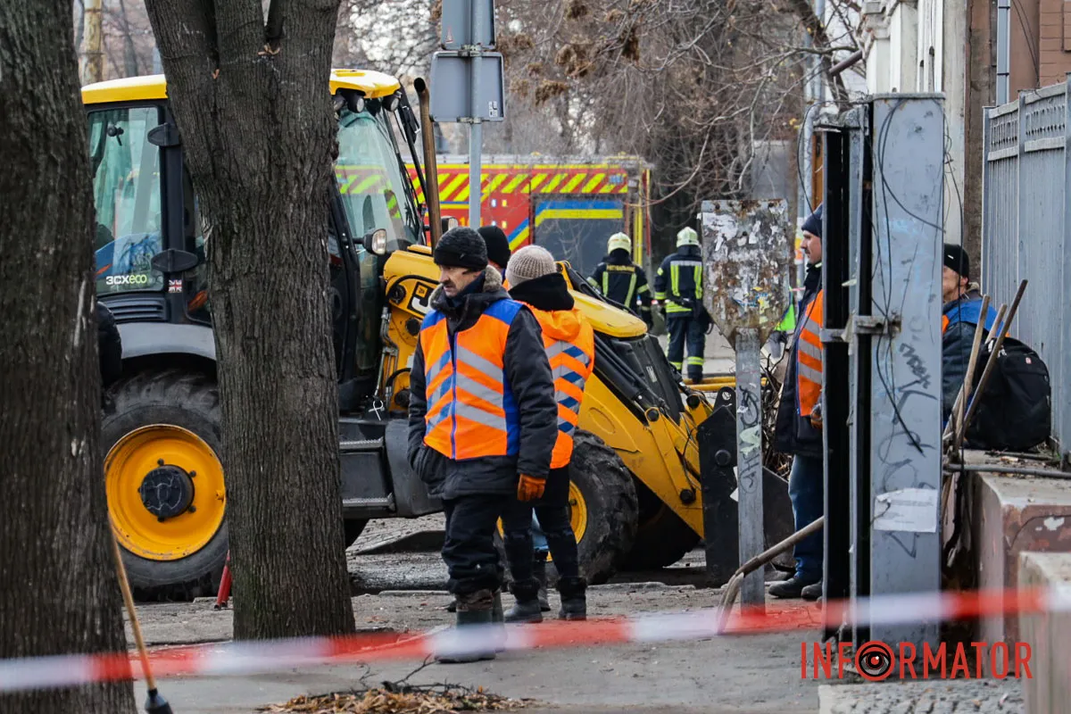 Комунальники працюють