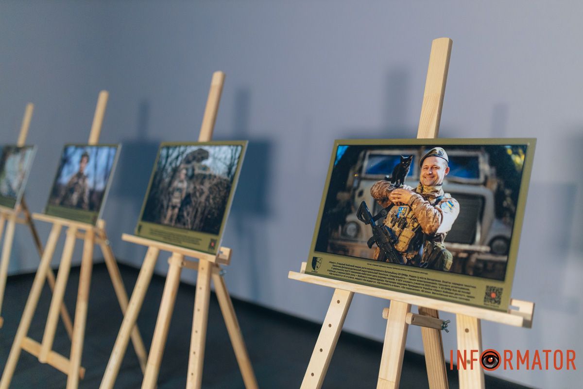 Кожен портет доповнений інтерв’ю Кожен портет доповнений інтерв’ю