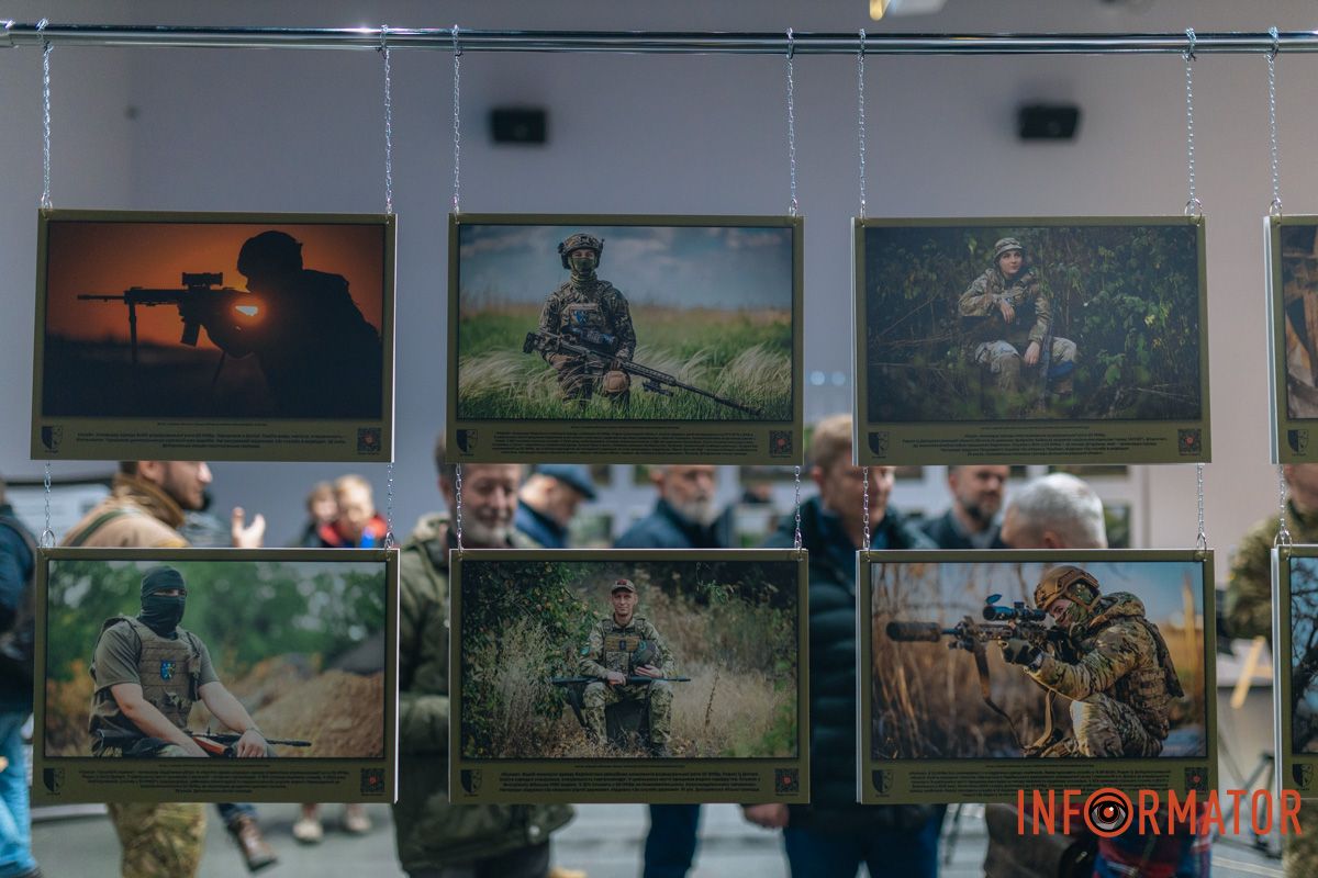 Щоб подивитись інтерв'ю, треба відсканувати QR-код Щоб подивитись інтерв'ю, треба відсканувати QR-код