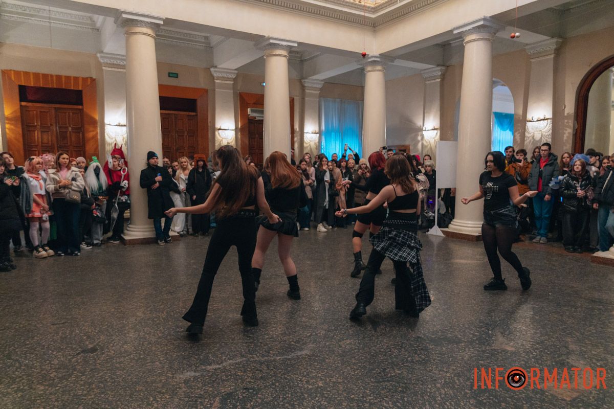 Рухи під ритми популярної музики Рухи під ритми популярної музики