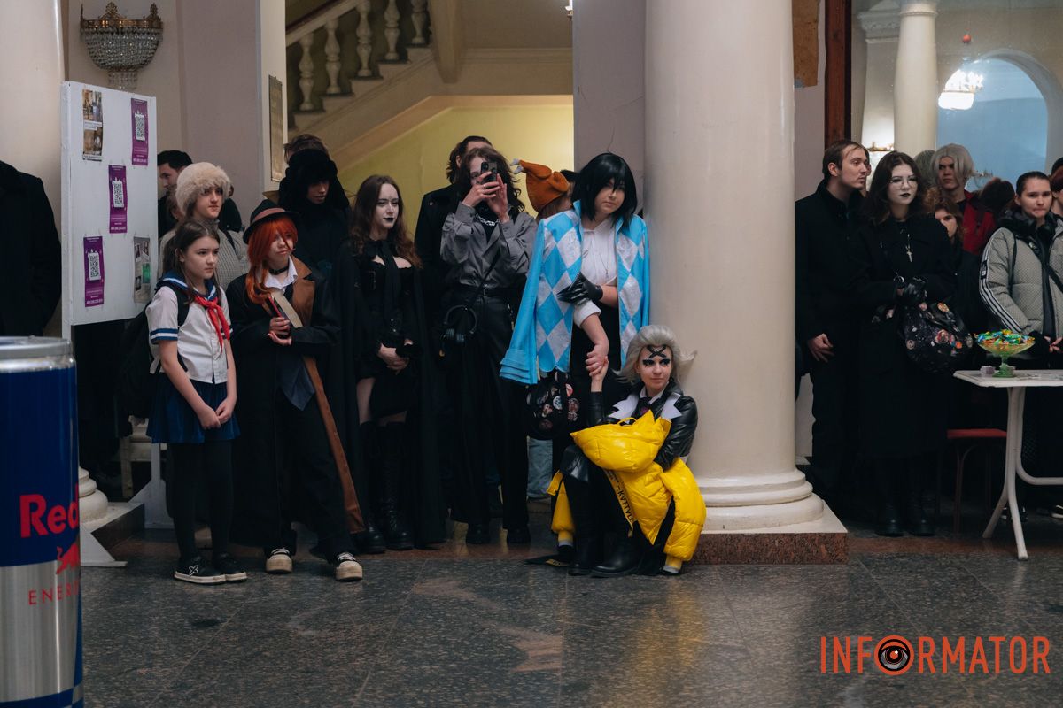 Танці під K-pop підкорюють зал Танці під K-pop підкорюють зал