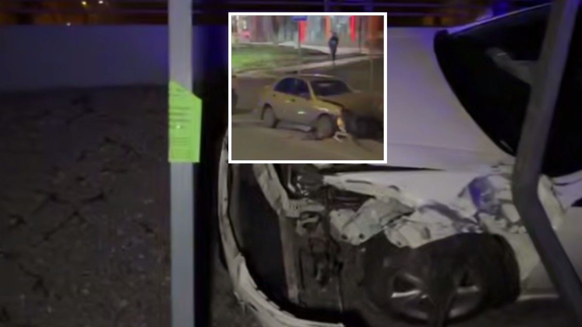 У Кривому Розі Honda зіштовхнулась з Daewoo та в’їхала у зупинку: постраждав пішохід