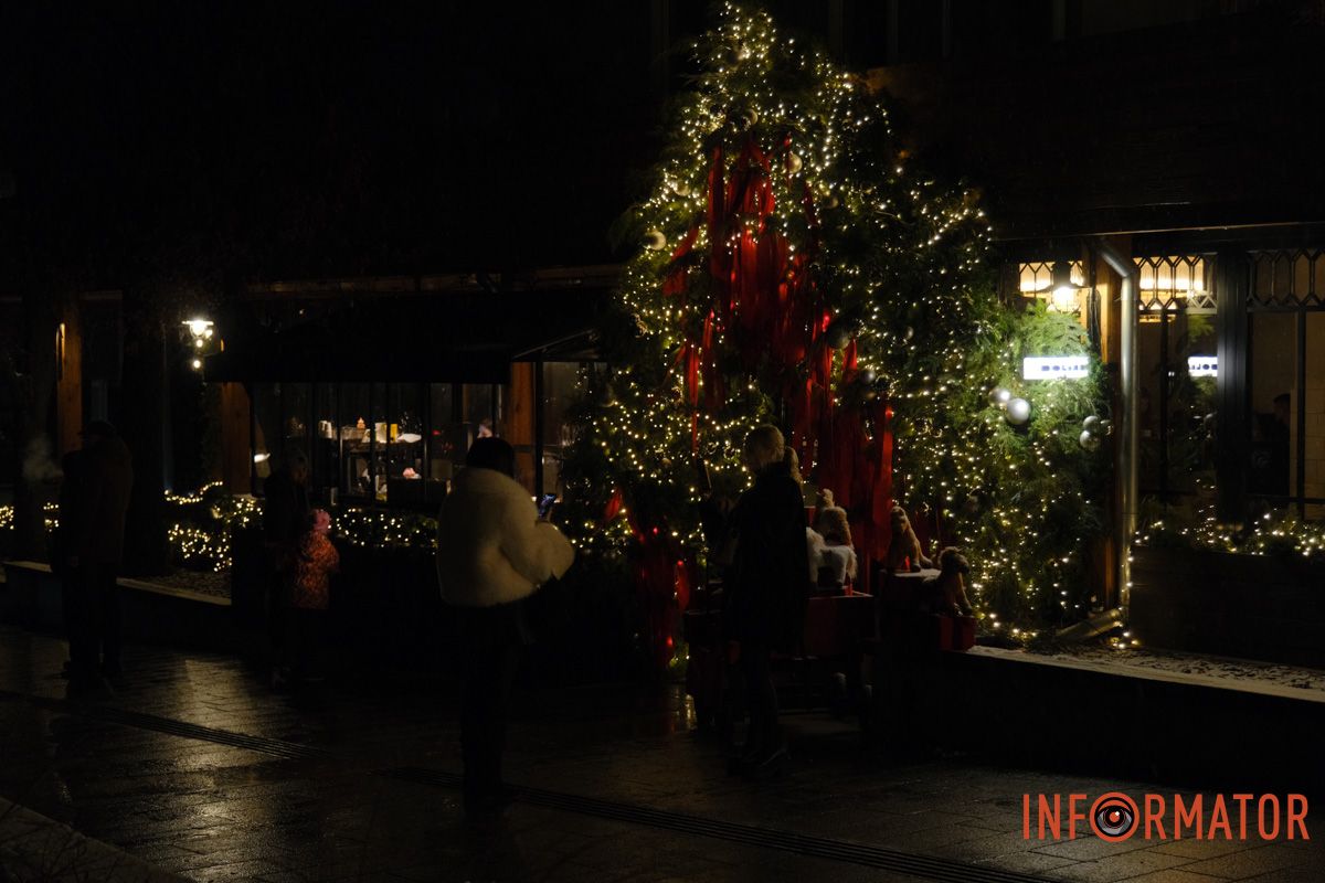 Вечерние встречи во время осадков Вечерние встречи во время осадков