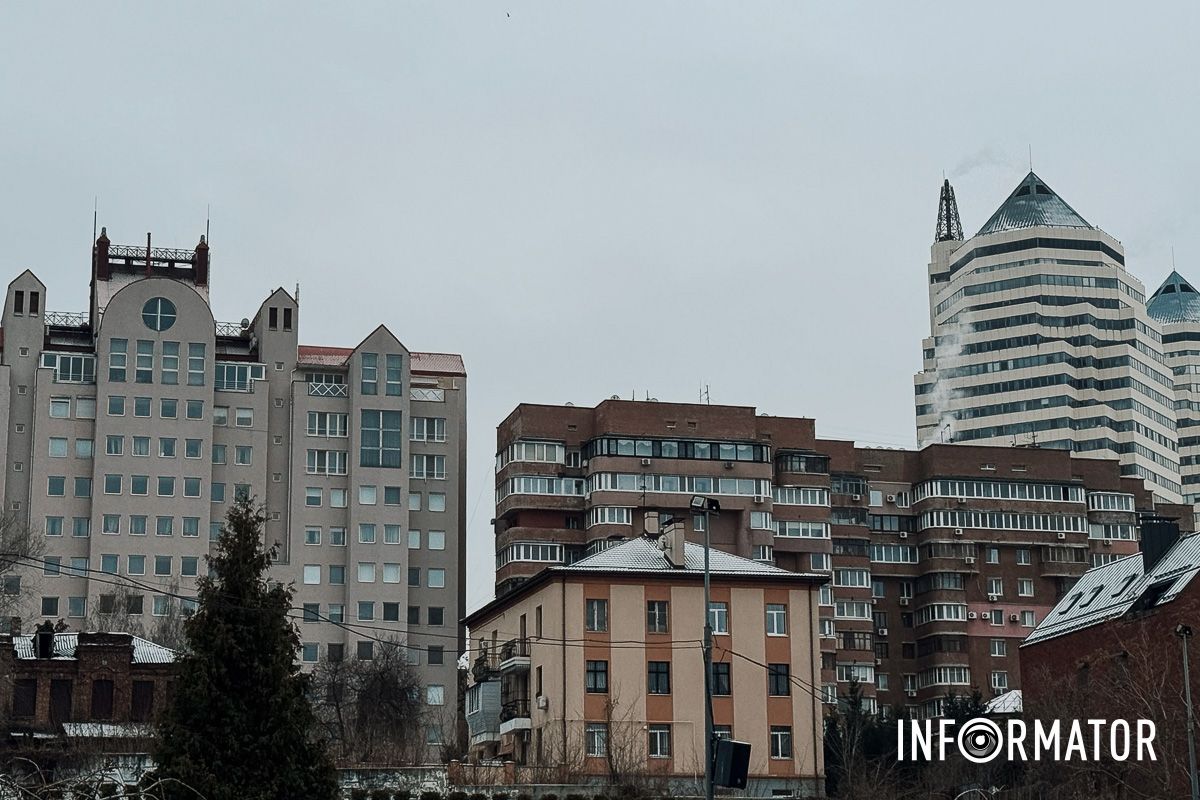 Зима без слів Зима нагадала про себе: вулиці Дніпра вкрило білим простирадлом 19