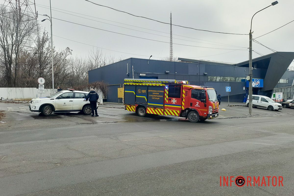 Близько 15:03, пожежу ліквідували і задимлення не спостерігається Близько 15:03, пожежу ліквідували і задимлення не спостерігається