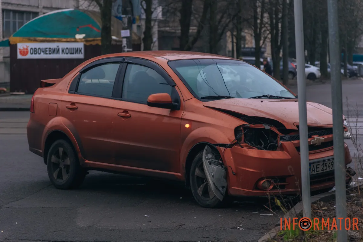 Инцидент произошел в районе перекрестка с улицей Архитектора Олега Петрова