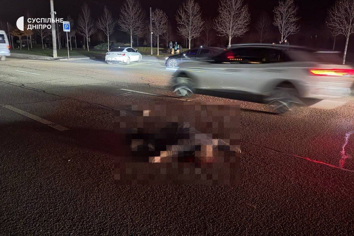 17 грудня, близько 20:00, на Набережній Перемоги сталась ДТП