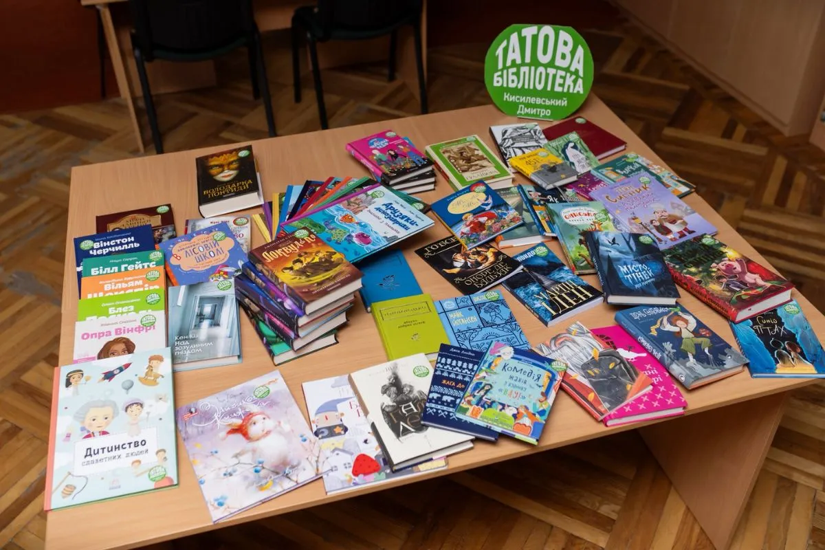 В Днепре продолжает развиваться проект команды народного депутата Дмитрия Кисилевского "Паповая библиотека"