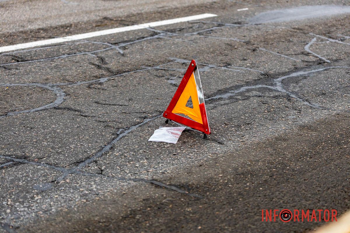 Спершу жінку збив автомобіль Mercedes