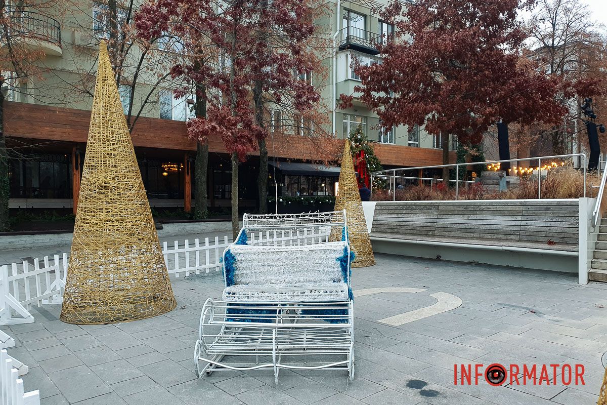 У Дніпрі до зимових свят готують вулицю Яворницького та Успенську площу 6