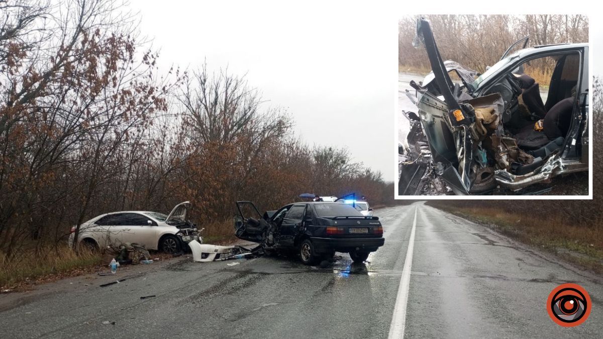 Toyota та Volkswagen зіткнулися у Дніпропетровській області, є постраждалий: подробиці від поліції