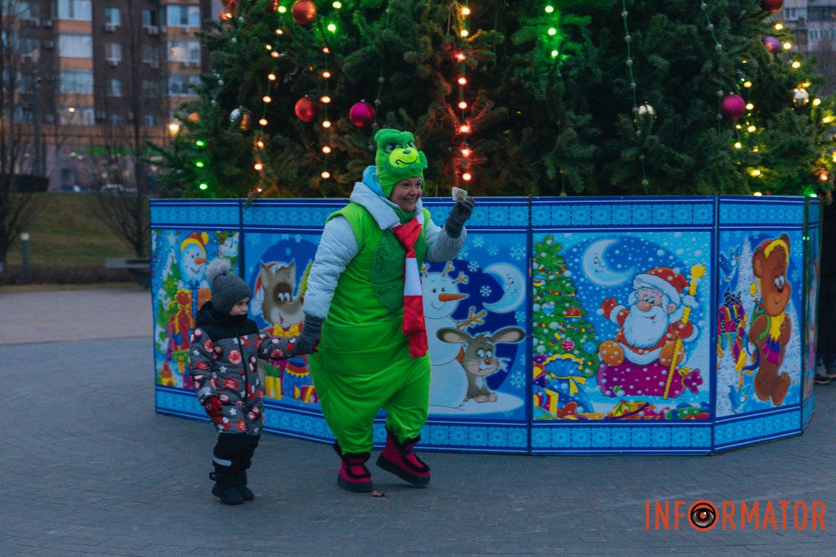 Куда это он ведет этого мальчика