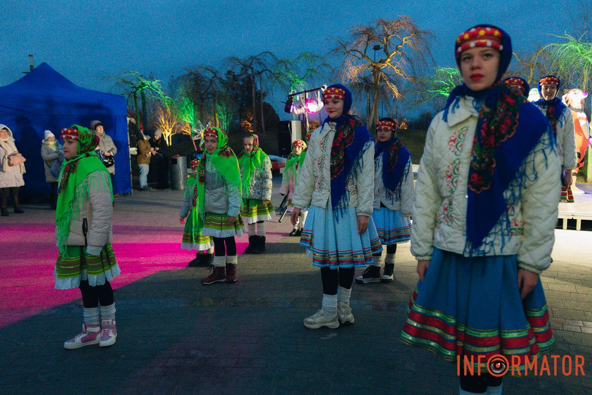 Развлекли днепрян и подарили настроение