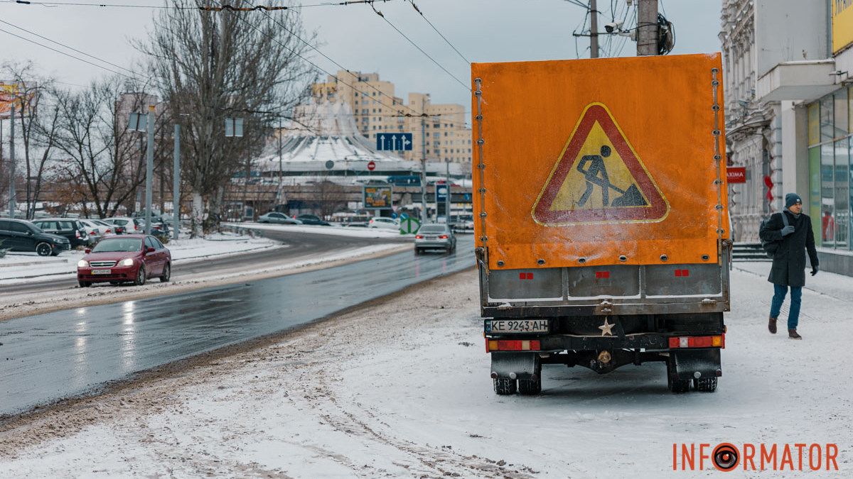 Пів року ремонтів позаду: у Дніпрі відновили рух вулицею Князя Володимира Великого