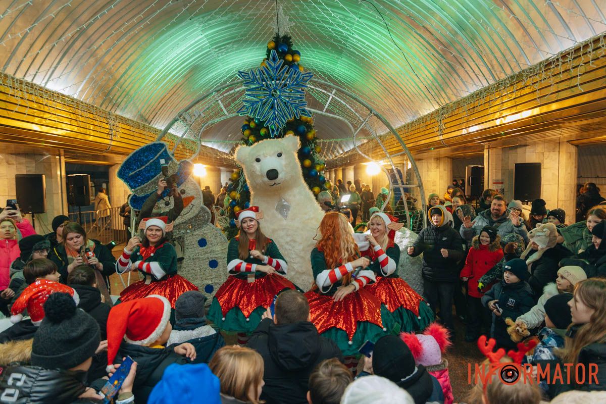 Її розмістили на станції метро "Вокзальна"