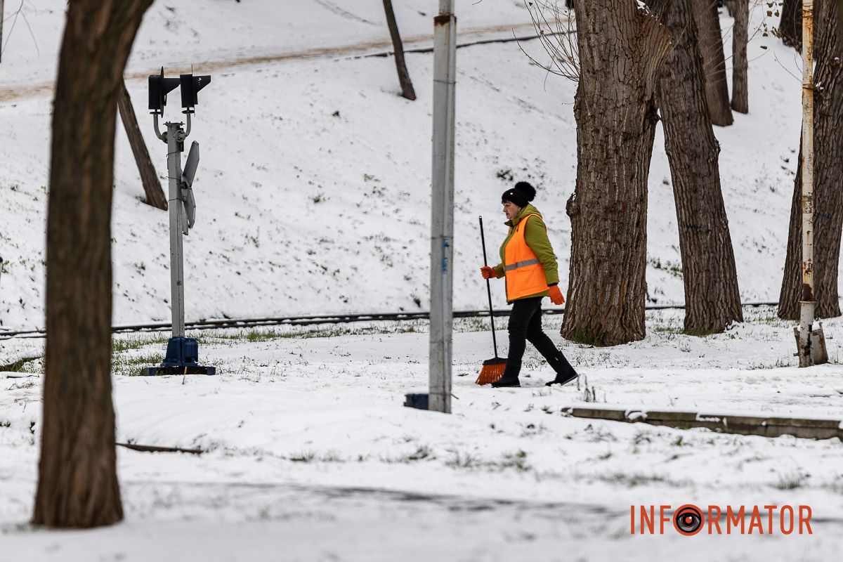 Як виглядає засніжений парк Глоби у Дніпрі 7