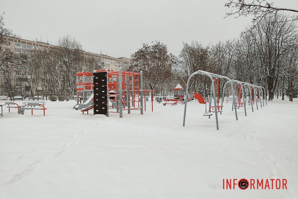 Місто як із листівки: у Дніпрі випав перший рясний сніг 33