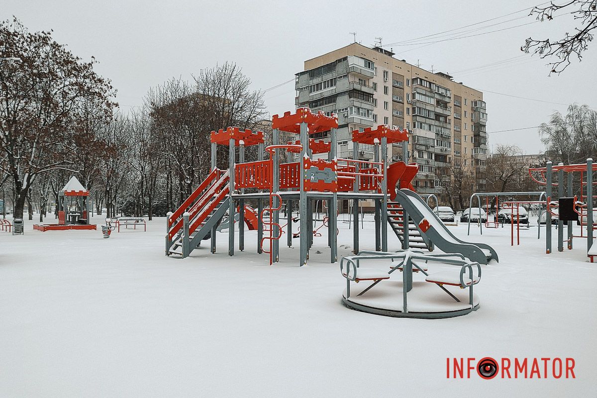 Місто як із листівки: у Дніпрі випав перший рясний сніг 25