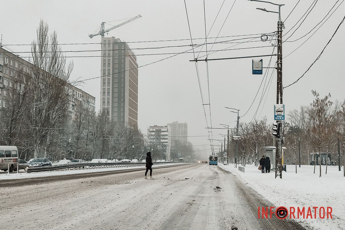 Місто як із листівки: у Дніпрі випав перший рясний сніг 17