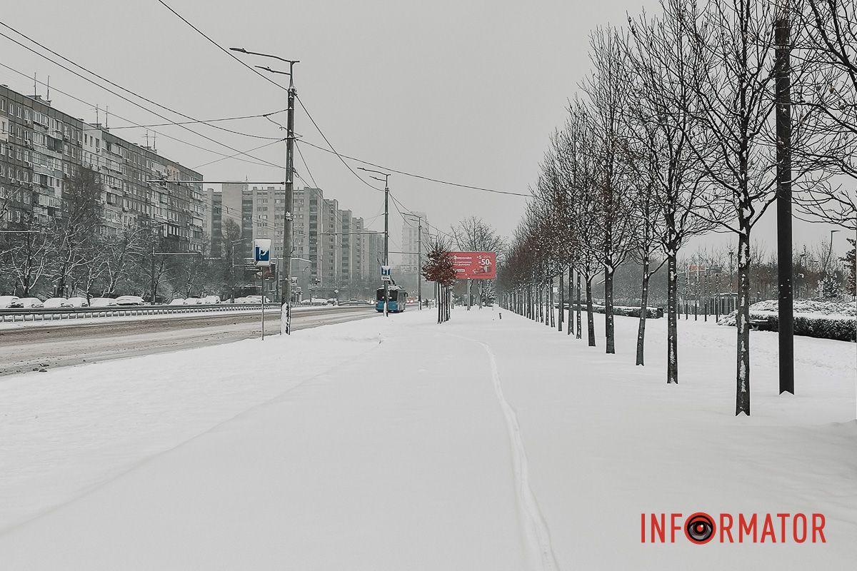 Місто як із листівки: у Дніпрі випав перший рясний сніг 15