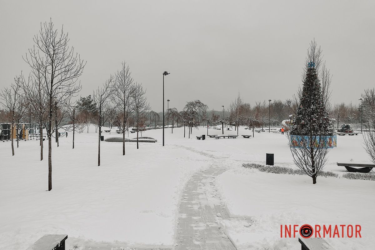 Місто як із листівки: у Дніпрі випав перший рясний сніг 14