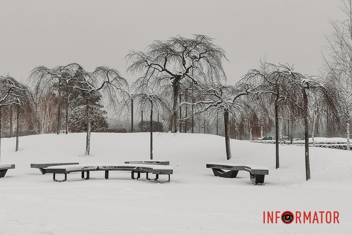 Місто як із листівки: у Дніпрі випав перший рясний сніг 9