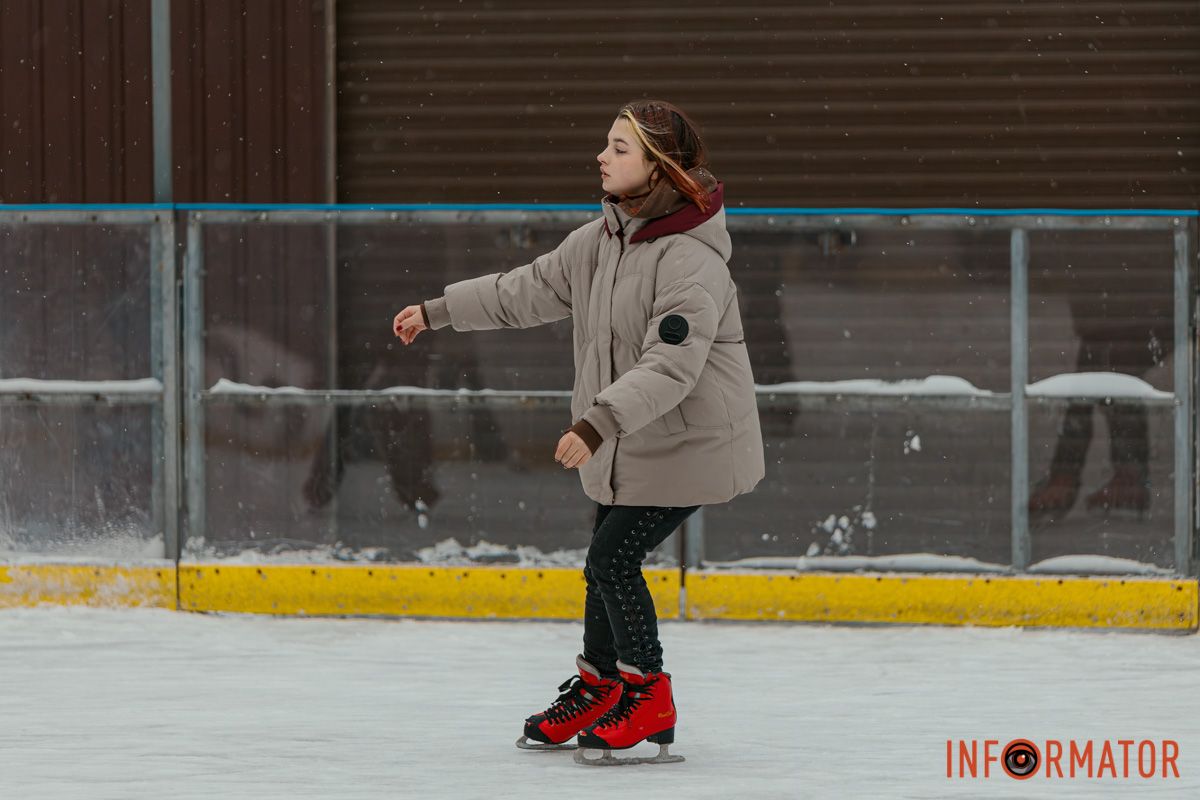 Льодовий майданчик відкритий для всіх охочих
