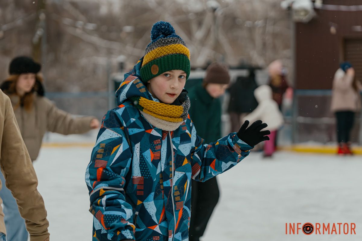 Парк наповнився зимовим рухом і сміхом