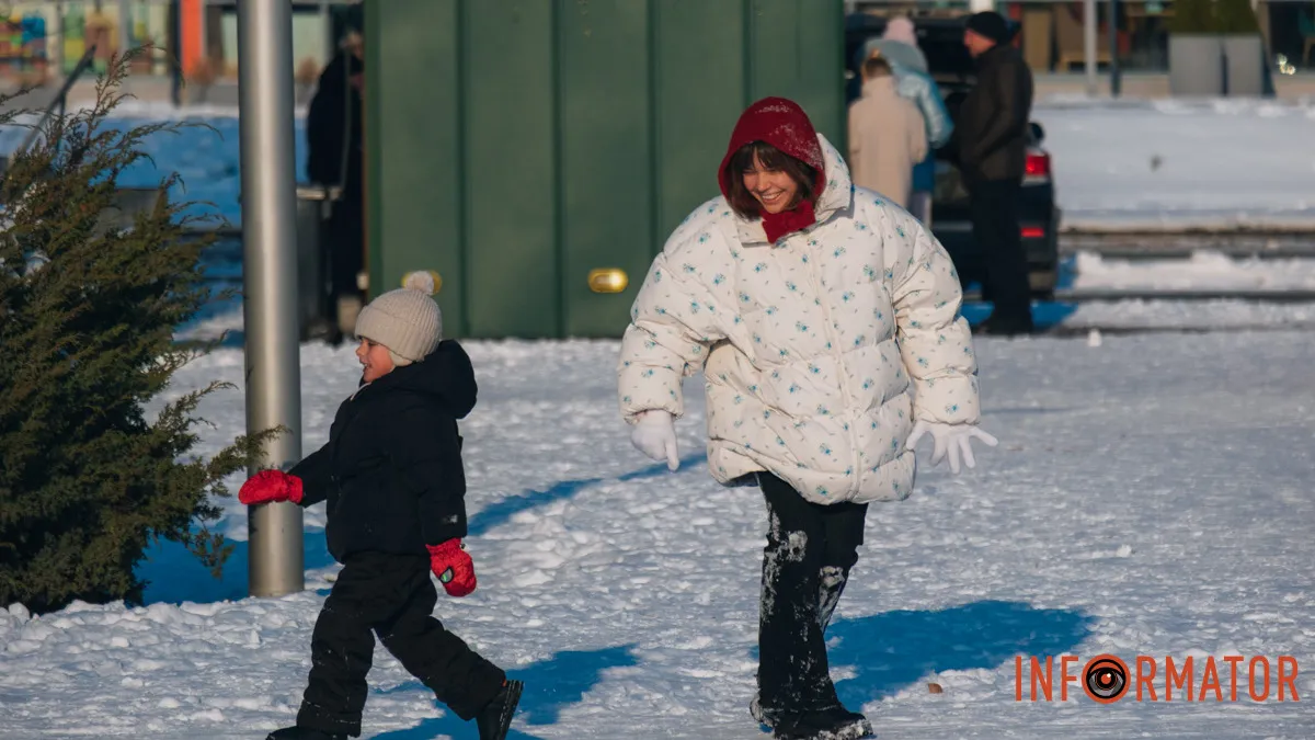 У справжній зимовій казці: як Дніпро зустрів Новий 2026 рік, фоторепортаж